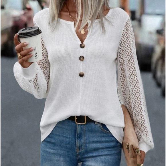 New white contrast lace sleeve top - Picture 6 of 6